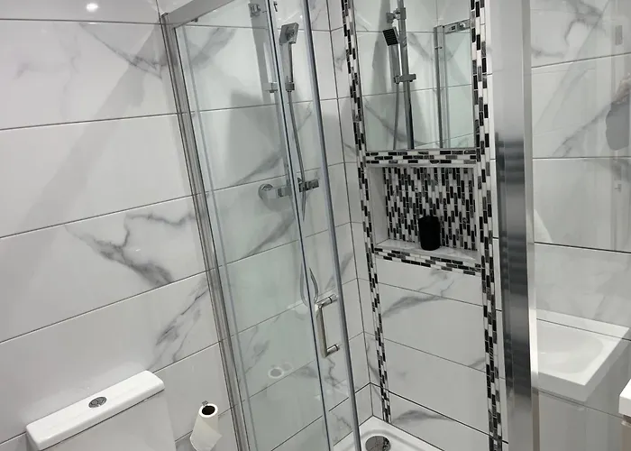 Cottage-sleeps 5-parking-near Beach-fireplace * バンクラナ